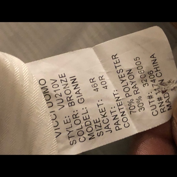 Men’s suit - Picture 6 of 6